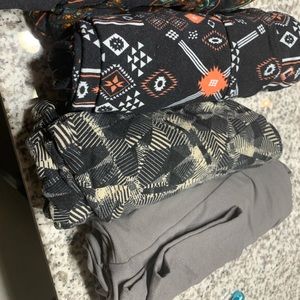 Lula Roe Tall and Curvy Leggings